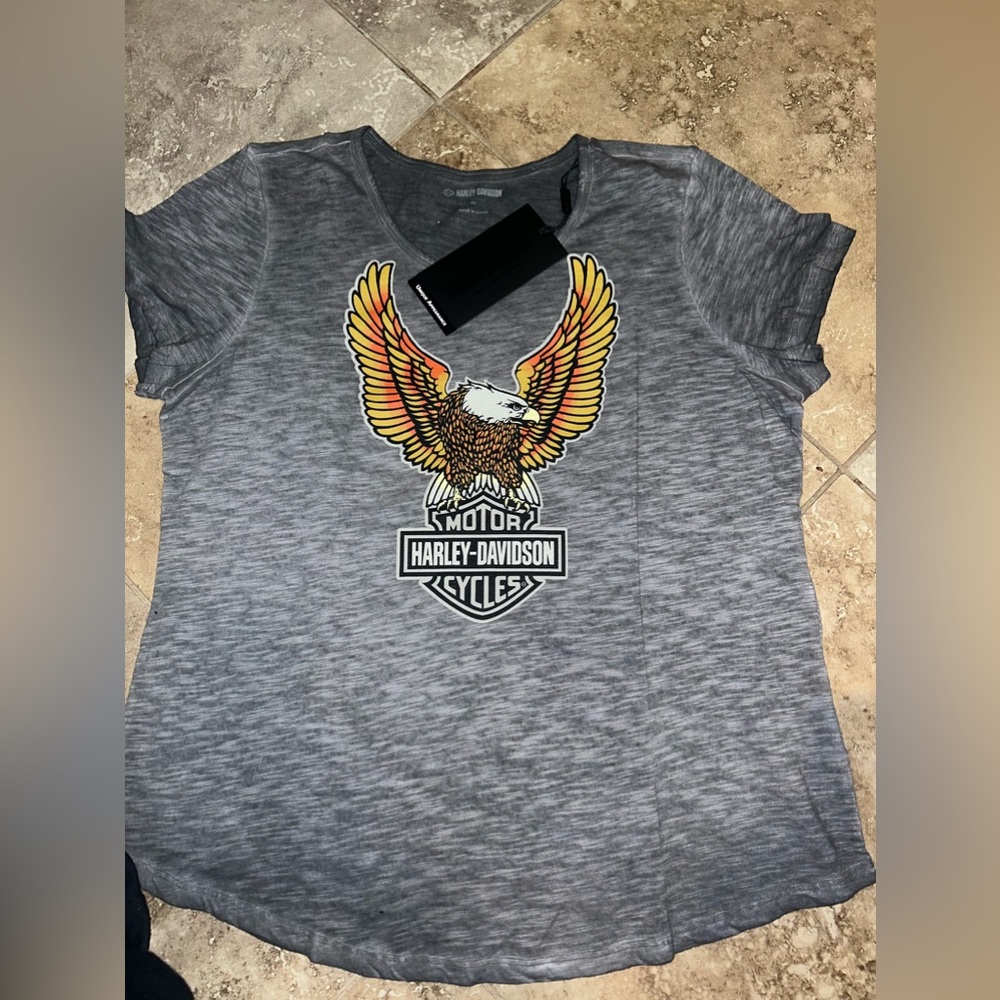 Women’s Harley Davidson shirt